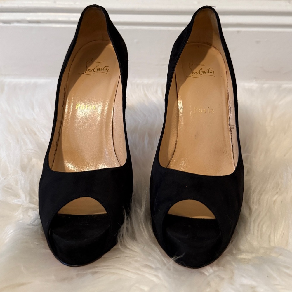 Christian Louboutin Black Heels Elegant Design